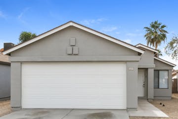 8619 W College Dr Phoenix, AZ 85037